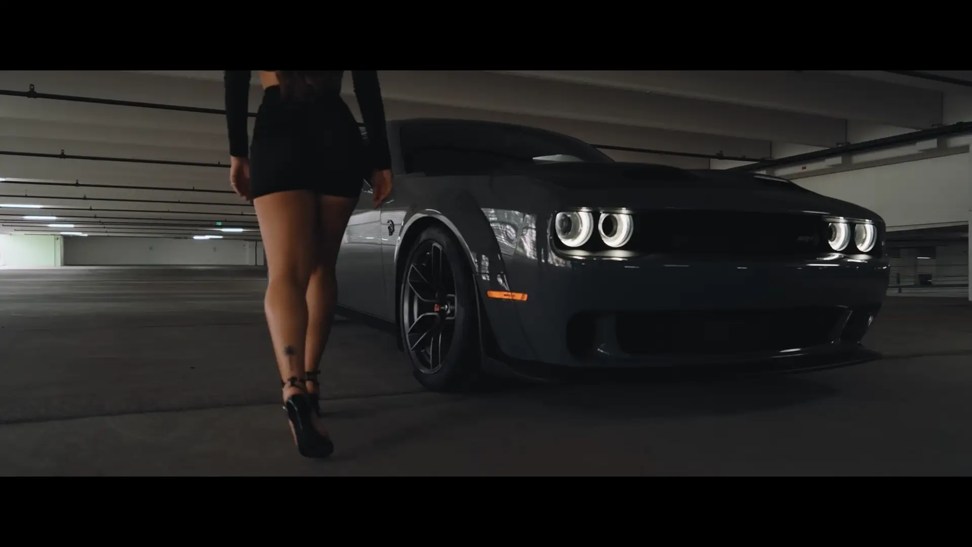 Dodge Challenger 5.7 HEMI Shaker